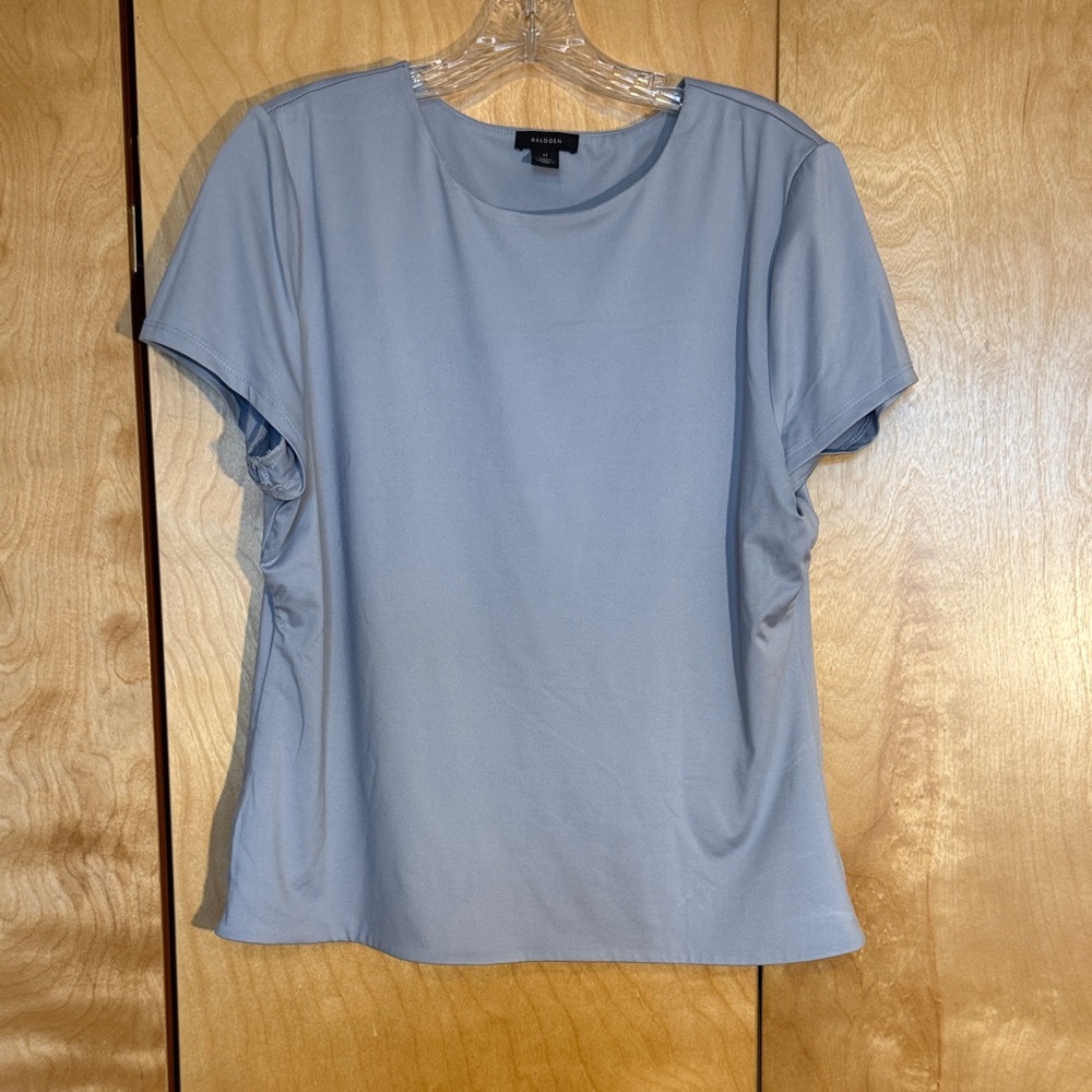Halogen Essential Compression Top - Picture 2 of 4